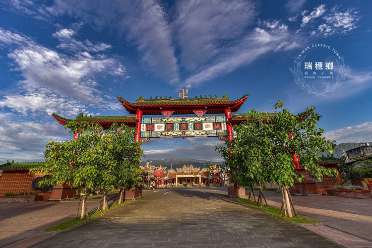 台灣（北中南東）寺廟、香客大樓住宿地點清單
